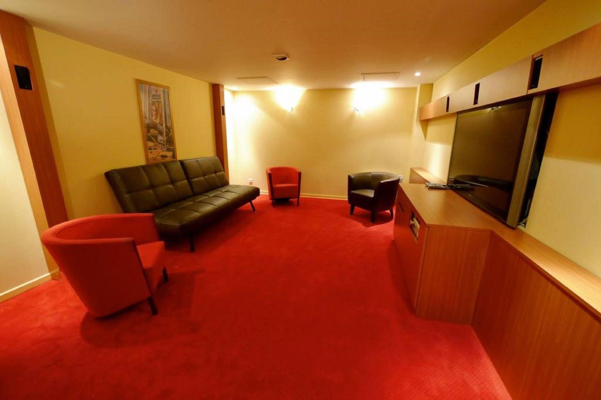 Tempolodge La Defense Курбевуа Экстерьер фото